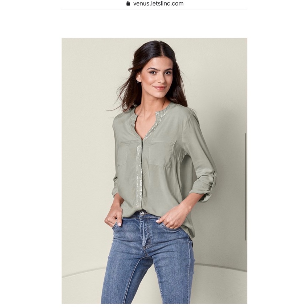 SEQUIN DETAIL SHIRT